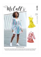 Tipar rochie cu terminatie godet 8178