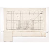 Suport multifunctional pentru masina de cusut, cu scara metrica, dimesiune 52x90 cm, cu 3 buzunare pentru accesorii